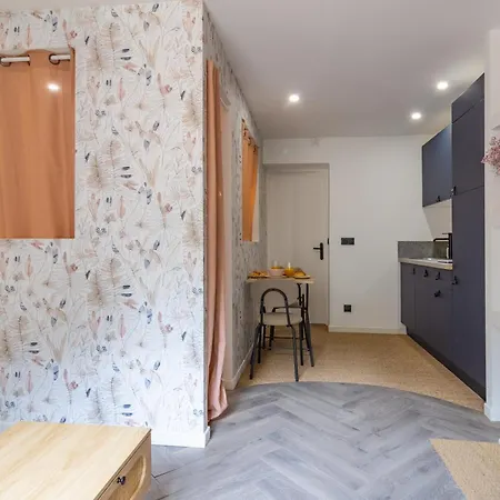 Siloe - Balneo - Stationnement Gratuit Dans La Rue- Gare 10 Min A Pied *